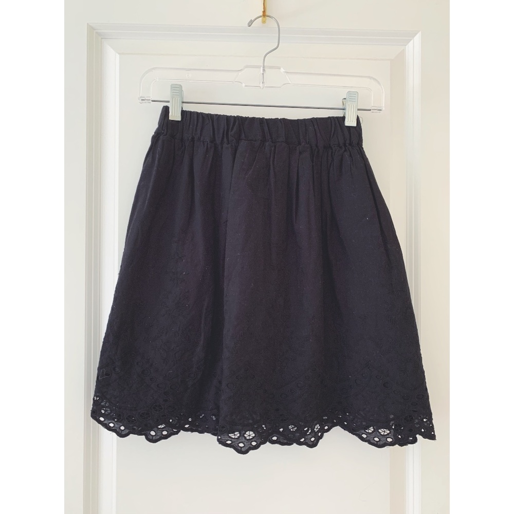 H&M NWT Black Eyelet Embroidered Skirt, Size 2